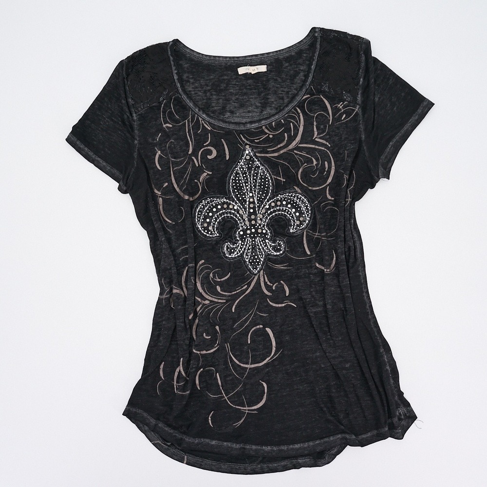 Maurices Charcoal Black Graphic Tee Rhinestone Fleur-de-Lis Lace Burnout